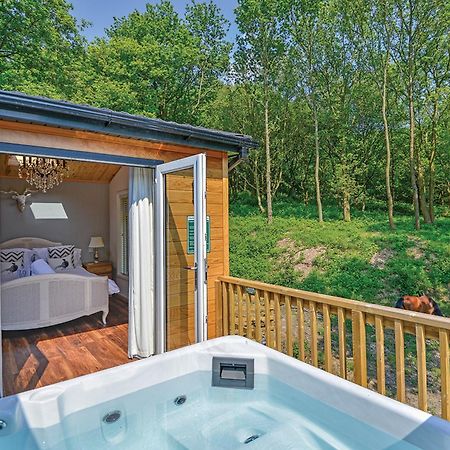 Charlesworth Lodges Glossop Eksteriør billede